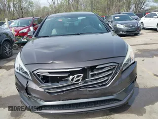 2015 Hyundai Sonata Sport with VIN 5NPE34AB7FH127912, listed as a IAAI auction lot 41918678 with 38,104 mi miles and . Bid and sale history available at carsss.com. Image 6.