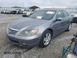 2005 Acura RL z VIN JH4KB16525C006978, wystawiony jako IAAI lot #41800979 z przebiegiem 213 501 mil mil oraz . Historia ofert i sprzedaży dostępna na DreamBid. Obrazek 17.