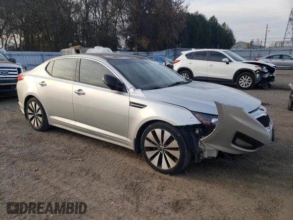 2012 Kia Optima SX z VIN KNAGR4A66C5294734, wystawiony jako Copart lot #55164005 z przebiegiem 286 417 mil mil oraz Szkoda całkowita • Salvage title. Historia ofert i sprzedaży dostępna na DreamBid. Obrazek 4.