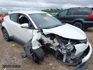 2019 Toyota C-HR XLE with VIN JTNKHMBX4K1017377, listed as a IAAI auction lot 40049656 with 71,308 mi miles. Bid and sale history available at carsss.com. Image 6.