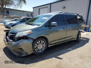 2019 Toyota Sienna XLE Auto Access Seat with VIN 5TDYZ3DCXKS988354, listed as a Copart auction lot 57823215 with 62,554 mi miles and Salvage title. Bid and sale history available at DreamBid. Image 1.
