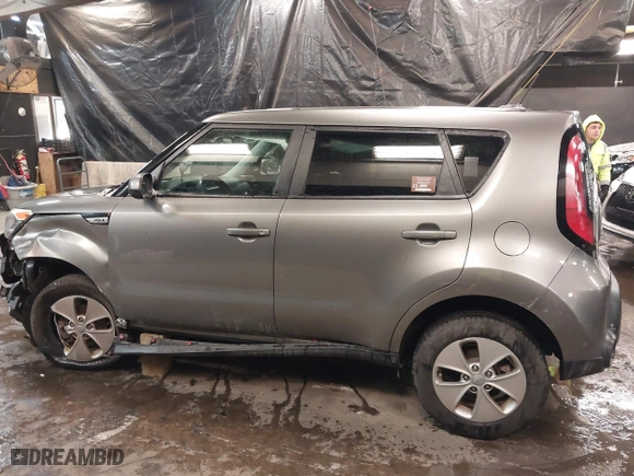 2016 Kia Soul with VIN KNDJN2A25G7358844, listed as a IAAI auction lot 41370917 with 99,498 mi miles. Bid and sale history available at carsss.com. Image 14.