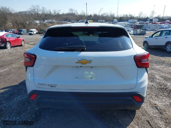 2024 Chevrolet Trax LS with VIN KL77LFE26RC071005, listed as a IAAI auction lot 41223029 with 38,785 mi miles. Bid and sale history available at carsss.com. Image 16.