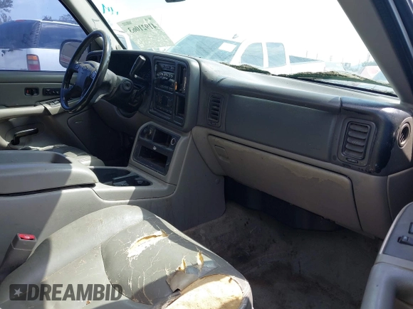 2004 Chevrolet Tahoe LS z VIN 1GNEC13T84J103666, wystawiony jako IAAI lot #41921063 z przebiegiem 209 404 mil mil oraz . Historia ofert i sprzedaży dostępna na DreamBid. Obrazek 5.