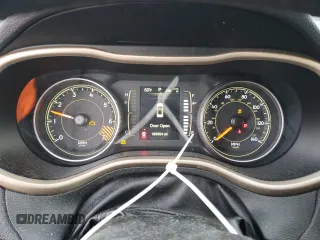 2015 Jeep Cherokee Latitude с VIN 1C4PJMCB8FW606345, выставлен на аукционе Copart как лот 45008765 с пробегом 186 954 миль миль и Списание • Salvage title. История ставок и продаж доступна на DreamBid. Изображение 9.