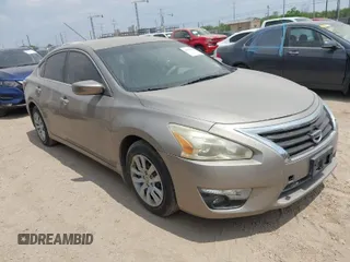 2015 Nissan Altima S with VIN 1N4AL3AP0FN341263, listed as a IAAI auction lot 42052040 with 137,546 mi miles and . Bid and sale history available at carsss.com. Image 1.