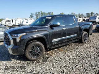 2024 Toyota Tundra 1794 Edition z VIN 5TFMC5DB1RX073108, wystawiony jako Copart lot #75131014 z przebiegiem 13 559 mil mil oraz Szkoda całkowita • Salvage title. Historia ofert i sprzedaży dostępna na DreamBid. Obrazek 1.