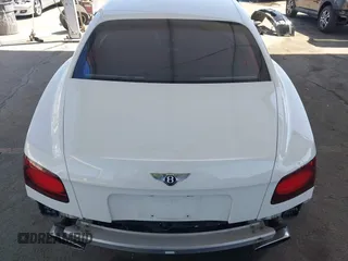 2018 Bentley Flying Spur with VIN SCBEJ9ZA0JC066473, listed as a IAAI auction lot 42286517 with 38,679 mi miles and . Bid and sale history available at DreamBid. Image 17.