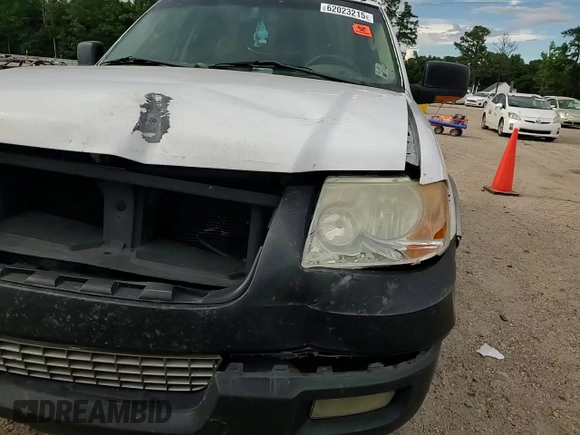 2003 Ford Expedition Eddie Bauer with VIN 1FMFU17L93LA86668, listed as a Copart auction lot 62023215 with Not provided miles and Salvage title. Bid and sale history available at DreamBid. Image 13.