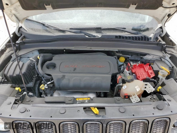 2018 Jeep Renegade Latitude с VIN ZACCJABB9JPJ71501, выставлен на аукционе Copart как лот 57803695 с пробегом 74 893 миль миль и Списание • Salvage title. История ставок и продаж доступна на DreamBid. Изображение 11.