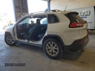 2018 Jeep Cherokee Latitude Plus with VIN 1C4PJLLX3JD511749, listed as a Copart auction lot 85061734 with 86,669 mi miles and Salvage Title. Bid and sale history available at carsss.com. Image 2.
