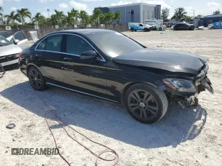 2017 Mercedes-Benz C 300 with VIN 55SWF4JBXHU210780, listed as a Copart auction lot 60922285 with 156,519 mi miles and Salvage title. Bid and sale history available at DreamBid. Image 4.