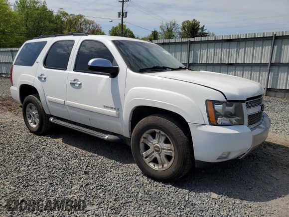 2008 Chevrolet Tahoe 3LT z VIN 1GNFK13068R145029, wystawiony jako Copart lot #55049795 z przebiegiem 167 835 mil mil oraz Szkoda całkowita • Salvage title. Historia ofert i sprzedaży dostępna na DreamBid. Obrazek 4.