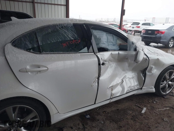 2010 Lexus IS with VIN JTHBF5C29A5109481, listed as a IAAI auction lot 41293525 with 142,242 mi miles. Bid and sale history available at carsss.com. Image 6.