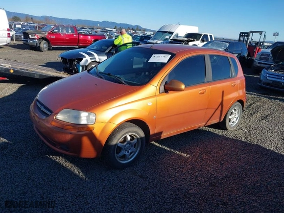 2008 Chevrolet Aveo LS with VIN KL1TD66678B089931, listed as a IAAI auction lot 41562783 with 184,225 mi miles. Bid and sale history available at carsss.com. Image 2.