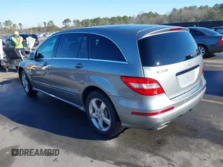 2011 Mercedes-Benz R R 350 with VIN 4JGCB6FE9BA113693, listed as a IAAI auction lot 41255621 with 136,126 mi miles. Bid and sale history available at carsss.com. Image 3.