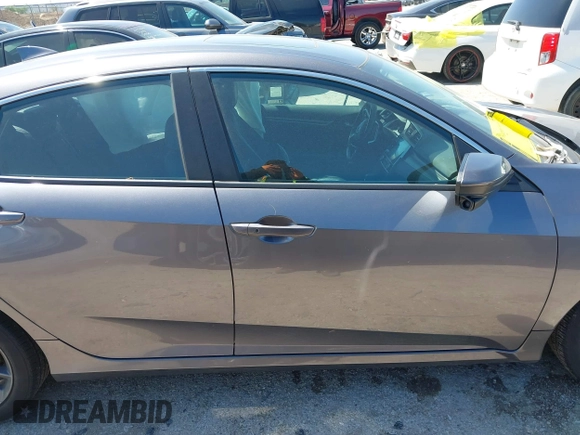 2019 Honda Civic EX-L z VIN 19XFC1F70KE205694, wystawiony jako IAAI lot #41976645 z przebiegiem 43 653 mil mil oraz . Historia ofert i sprzedaży dostępna na DreamBid. Obrazek 13.