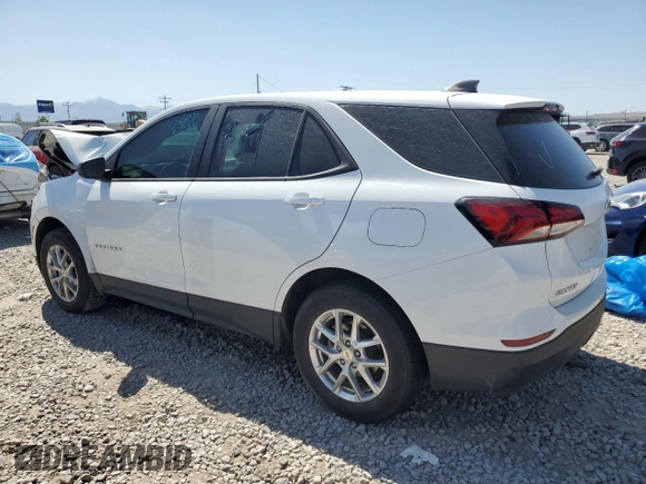 2022 Chevrolet Equinox LS with VIN 2GNAX5EV1N6145829, listed as a Copart auction lot 60903165 with 44,030 mi miles and Clean title. Bid and sale history available at DreamBid. Image 2.
