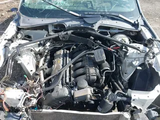 2006 BMW 5 Series 530i with VIN WBANE73546CM36068, listed as a IAAI auction lot 41826947 with Not Provided miles and . Bid and sale history available at carsss.com. Image 10.