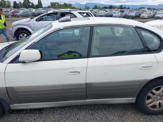 2001 Subaru Legacy Outback Limited with VIN 4S3BE686017205770, listed as a IAAI auction lot 40132738 with 224,483 mi miles and . Bid and sale history available at DreamBid. Image 14.