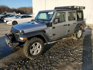 2020 Jeep Wrangler Unlimited Sport S z VIN 1C4HJXDN3LW162401, wystawiony jako Copart lot #45099135 z przebiegiem 74 197 mil mil oraz Nie do naprawy • Non repairable. Historia ofert i sprzedaży dostępna na DreamBid. Obrazek 1.