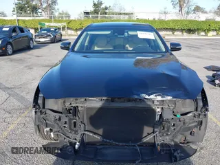 2017 Genesis G80 3.8L z VIN KMHGN4JE6HU198651, wystawiony jako IAAI lot #41970311 z przebiegiem 38 292 mil mil oraz . Historia ofert i sprzedaży dostępna na DreamBid. Obrazek 13.