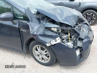2011 Toyota Prius I z VIN JTDKN3DU4B0303598, wystawiony jako IAAI lot #42267391 z przebiegiem Nie podano mil oraz . Historia ofert i sprzedaży dostępna na DreamBid. Obrazek 17.