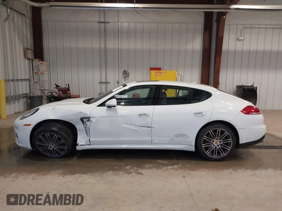 2016 Porsche Panamera 4 z VIN WP0AA2A71GL000087, wystawiony jako IAAI lot #41435476 z przebiegiem 103 537 mil mil oraz . Historia ofert i sprzedaży dostępna na DreamBid. Obrazek 14.