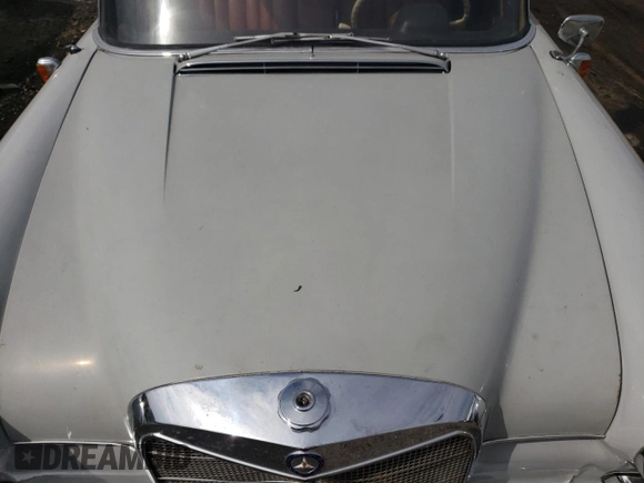 1962 Mercedes-Benz 190 z VIN 11001010026663, wystawiony jako Copart lot #77166834 z przebiegiem 47 390 mil mil oraz Tytuł czysty. Historia ofert i sprzedaży dostępna na DreamBid. Obrazek 11.