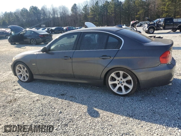 2006 BMW 3 Series 330i z VIN WBAVB33566KR76710, wystawiony jako Copart lot #87528795 z przebiegiem 128 863 mil mil oraz Czysty tytuł • Clean title. Historia ofert i sprzedaży dostępna na DreamBid. Obrazek 2.
