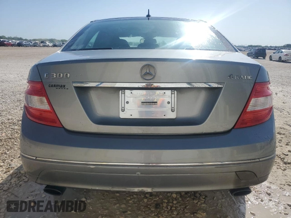 2011 Mercedes-Benz C 300 Sport z VIN WDDGF8BB9BR168783, wystawiony jako Copart lot #52319895 z przebiegiem 120 366 mil mil oraz Tytuł czysty. Historia ofert i sprzedaży dostępna na DreamBid. Obrazek 6.