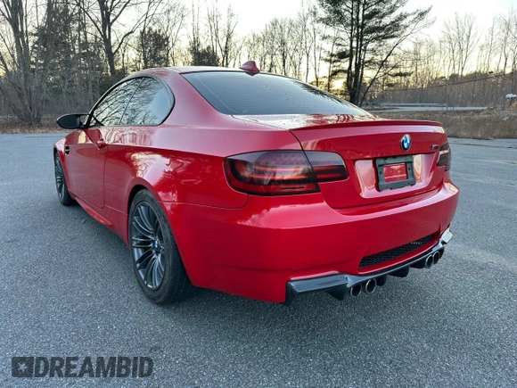 2011 BMW M3 with VIN WBSKG9C52BE368646, listed as a Copart auction lot 61022745 with 201,163 mi miles and Clean title. Bid and sale history available at DreamBid. Image 3.