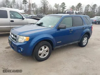 2008 Ford Escape XLT with VIN 1FMCU93Z38KD13961, listed as a IAAI auction lot 41798710 with 133,231 mi miles. Bid and sale history available at carsss.com. Image 2.