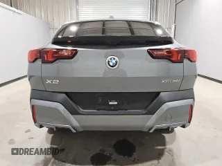 2025 BMW X2 xDrive28i with VIN WBX63GM02S5087526, listed as a Copart auction lot 49742665 with 8,605 mi miles and Clean Title. Bid and sale history available at carsss.com. Image 6.