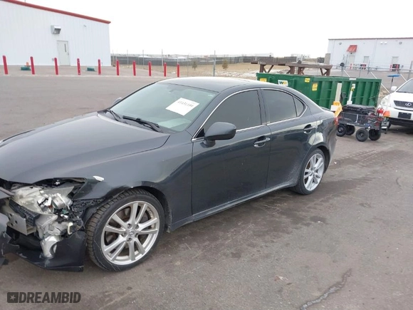 2006 Lexus IS 350 Auto with VIN JTHBE262765010064, listed as a IAAI auction lot 41431359 with 185,216 mi miles. Bid and sale history available at carsss.com. Image 2.