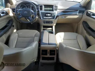 2015 Mercedes-Benz M 350 z VIN 4JGDA5HB7FA460272, wystawiony jako Copart lot #58087835 z przebiegiem 99 720 mil mil oraz Szkoda całkowita • Salvage title. Historia ofert i sprzedaży dostępna na DreamBid. Obrazek 8.