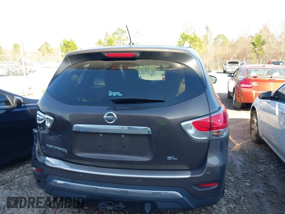 2015 Nissan Pathfinder SV z VIN 5N1AR2MN2FC720690, wystawiony jako IAAI lot #41529514 z przebiegiem 114 143 mil mil oraz . Historia ofert i sprzedaży dostępna na DreamBid. Obrazek 16.