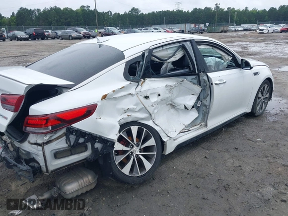 2016 Kia Optima SX Turbo с VIN 5XXGW4L20GG062931, выставлен на аукционе IAAI как лот 42430311 с пробегом 119 877 миль миль и . История ставок и продаж доступна на DreamBid. Изображение 4.