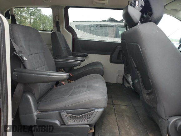 2010 Dodge Grand Caravan Hero with VIN 2D4RN3D16AR489172, listed as a Copart auction lot 50239065 with 260,251 mi miles and Salvage Title. Bid and sale history available at DreamBid. Image 11.