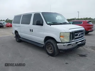 2013 Ford Econoline Passenger XL z VIN 1FBNE3BL1DDA34676, wystawiony jako IAAI lot #41401076 z przebiegiem 179 336 mil mil oraz . Historia ofert i sprzedaży dostępna na DreamBid. Obrazek 1.