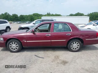 2005 Mercury Grand Marquis LS Premium z VIN 2MEHM75W05X636003, wystawiony jako IAAI lot #42480277 z przebiegiem 224 789 mil mil oraz . Historia ofert i sprzedaży dostępna na DreamBid. Obrazek 15.
