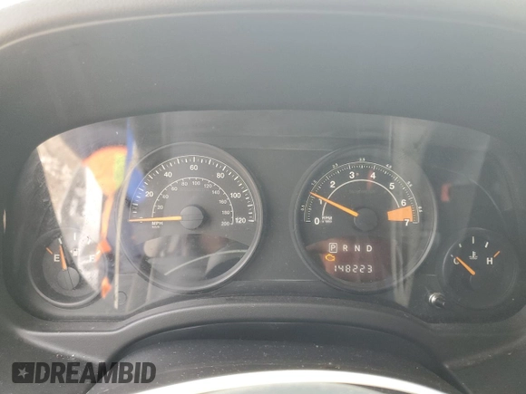 2015 Jeep Patriot Sport z VIN 1C4NJPBA7FD192035, wystawiony jako Copart lot #48484015 z przebiegiem 148 223 mil mil oraz Czysty tytuł • Clean title. Historia ofert i sprzedaży dostępna na DreamBid. Obrazek 9.