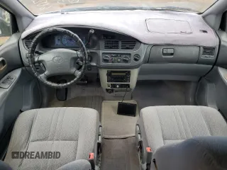 2001 Toyota Sienna CE with VIN 4T3ZF19C21U359632, listed as a Copart auction lot 60258414 with 167,356 mi miles and Salvage Title. Bid and sale history available at carsss.com. Image 8.