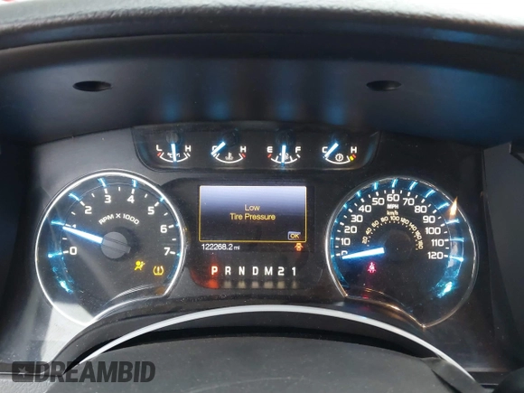 2012 Ford F-150 XL with VIN 1FTFX1EF1CKE39290, listed as a IAAI auction lot 41488039 with 122,268 mi miles. Bid and sale history available at carsss.com. Image 7.