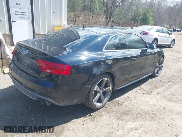 2015 Audi S5 Premium Plus z VIN WAUGGAFR1FA035653, wystawiony jako IAAI lot #42054212 z przebiegiem 133 572 mil mil oraz . Historia ofert i sprzedaży dostępna na DreamBid. Obrazek 4.