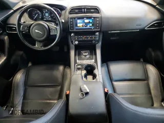 2017 Jaguar F-Pace 20d Prestige z VIN SADCK2BN4HA092719, wystawiony jako Copart lot #59185295 z przebiegiem 75 499 mil mil oraz Czysty tytuł • Clean title. Historia ofert i sprzedaży dostępna na DreamBid. Obrazek 8.