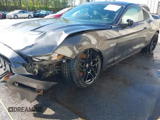 2018 Ford Mustang GT z VIN 1FA6P8CF3J5182601, wystawiony jako IAAI lot #41661225 z przebiegiem 67 898 mil mil oraz . Historia ofert i sprzedaży dostępna na DreamBid. Obrazek 12.