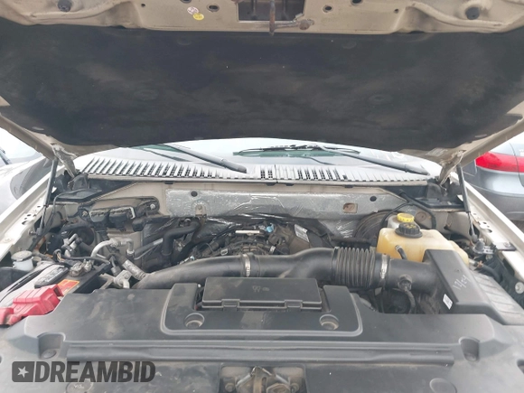 2017 Ford Expedition Max XLT with VIN 1FMJK1HT3HEA41381, listed as a IAAI auction lot 42110804 with Not provided miles and . Bid and sale history available at DreamBid. Image 10.