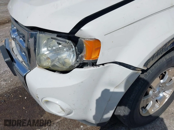 2011 Ford Escape Limited с VIN 1FMCU0EG3BKB23334, выставлен на аукционе IAAI как лот 41883805 с пробегом 201 703 миль миль и . История ставок и продаж доступна на DreamBid. Изображение 13.