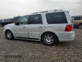 2006 Lincoln Navigator Luxury with VIN 5LMFU27526LJ26632, listed as a Copart auction lot 78438094 with 182,754 mi miles and Salvage Title. Bid and sale history available at carsss.com. Image 2.